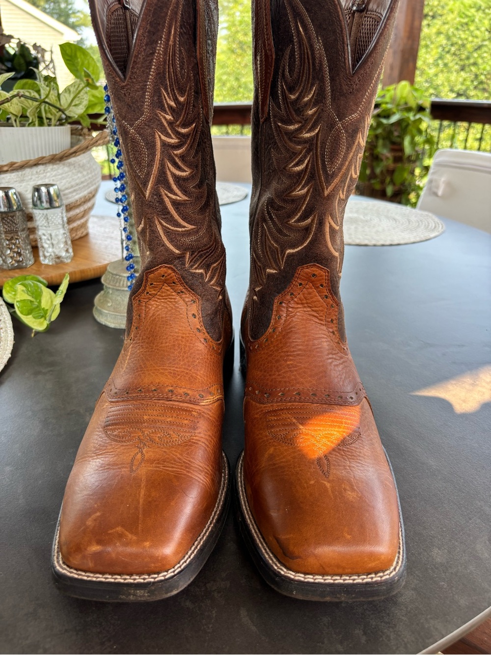 Ariat Two-Tone Brown Leather & Dark Brown Western Boots
